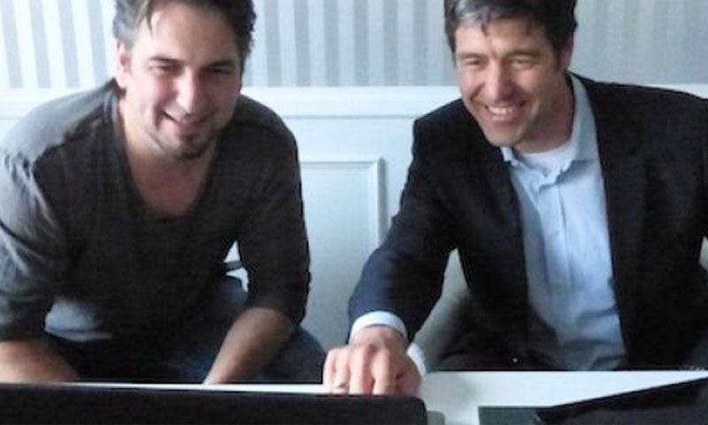 Max Rauffer from the company Arthrex was a guest at the practice on 1 April.